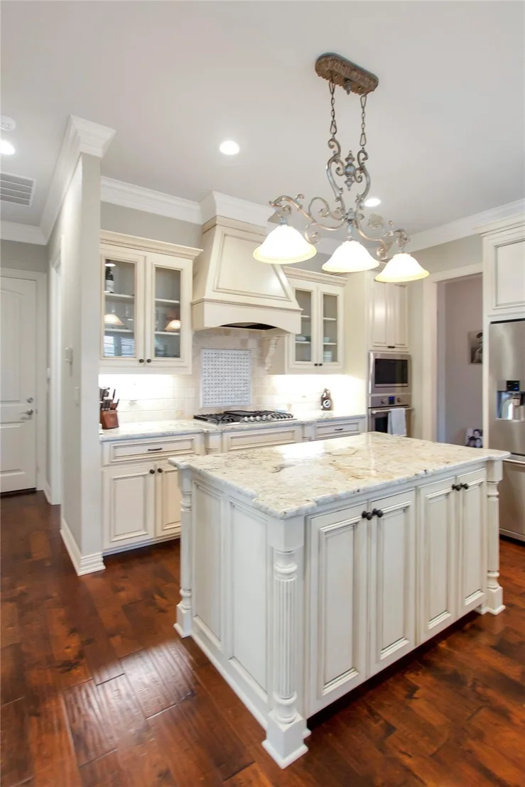 Photo of 745 Esperanza Place