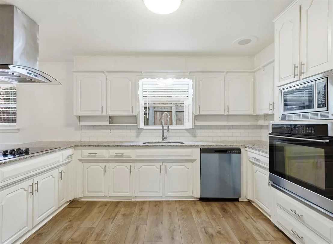 Photo of 2121 Canton Drive