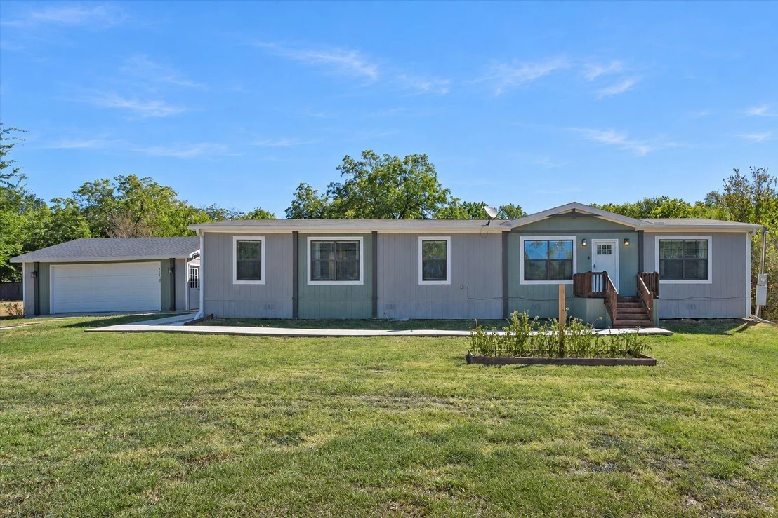 Photo of 716 N Wright Avenue