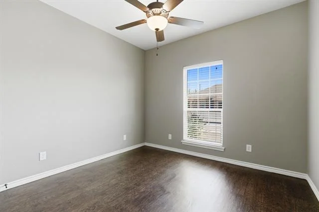 Photo of 711 Hadley Lane