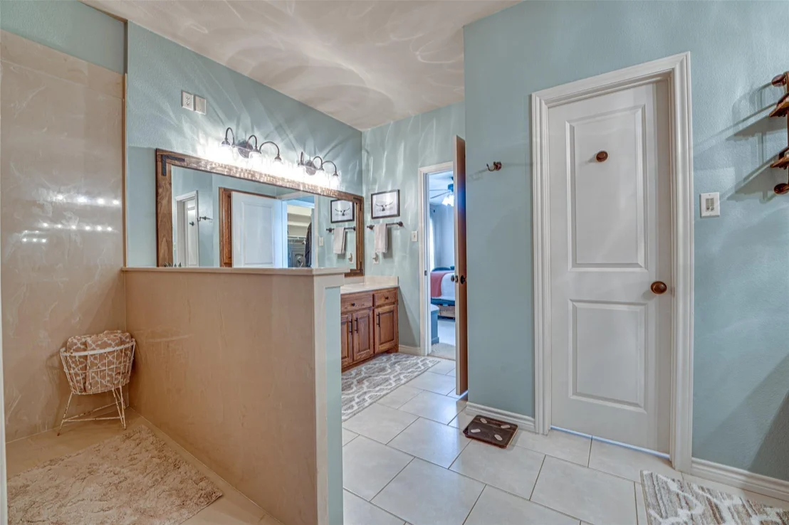 Photo of 1155 Boase Way