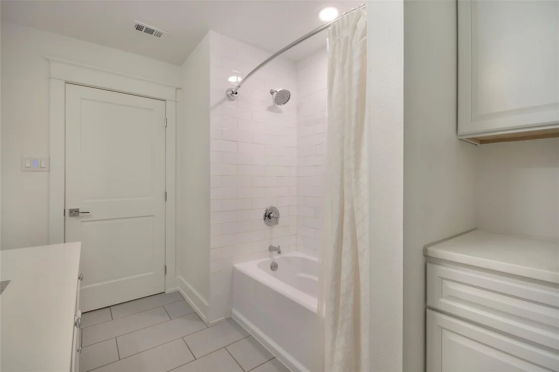 Photo of 1049 Forest Grove Drive