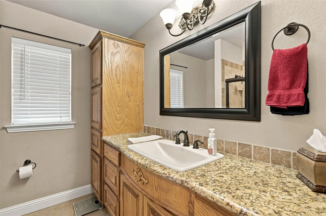 Photo of 6909 Westover Drive