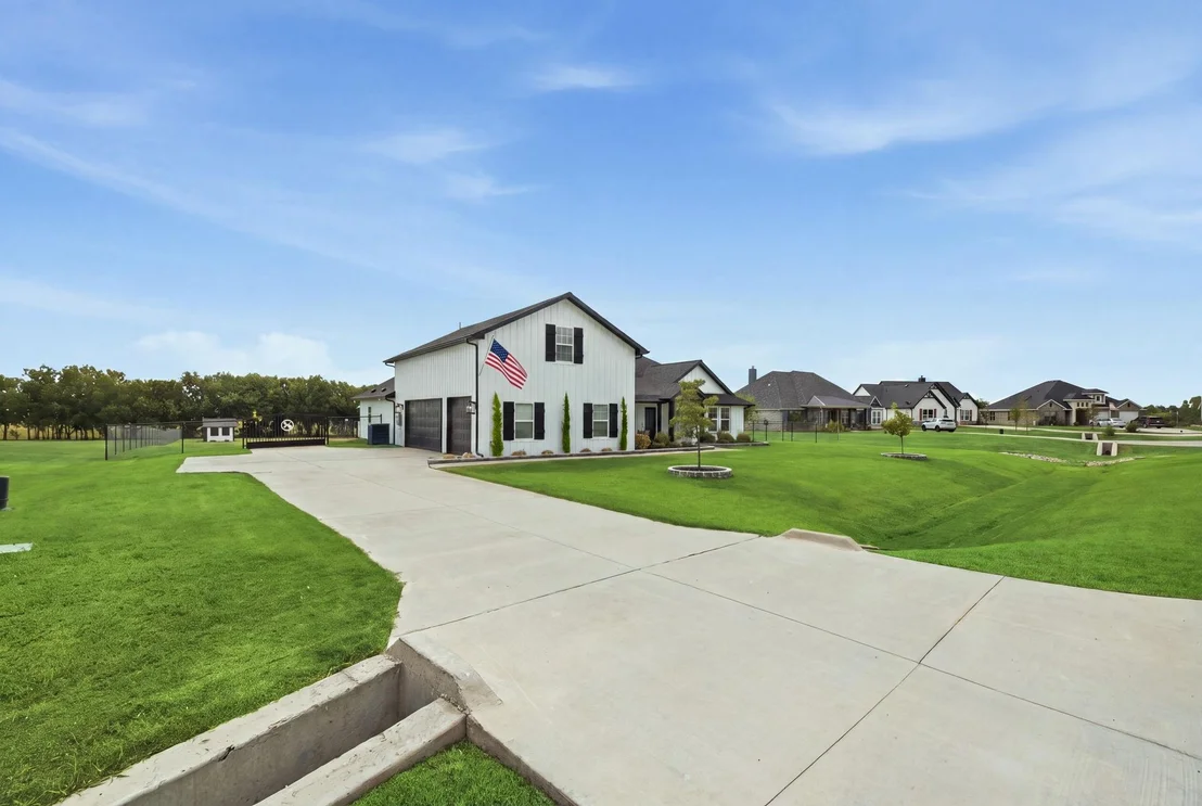 Photo of 10216 Finch Road