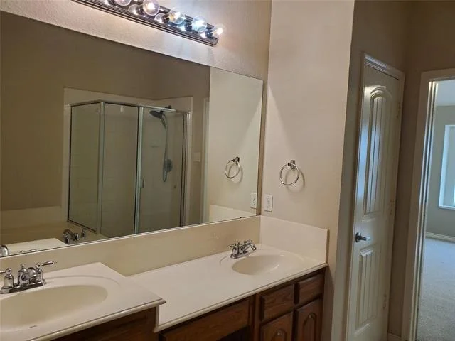 Photo of 3201 Silver Springs Way
