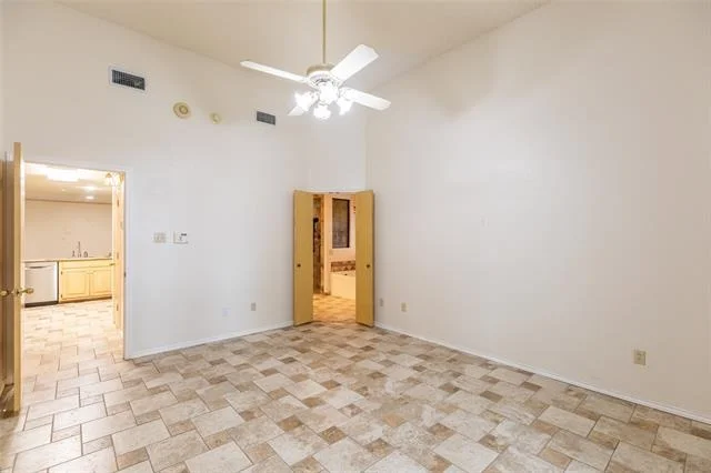 Photo of 6426 Inverrary Drive