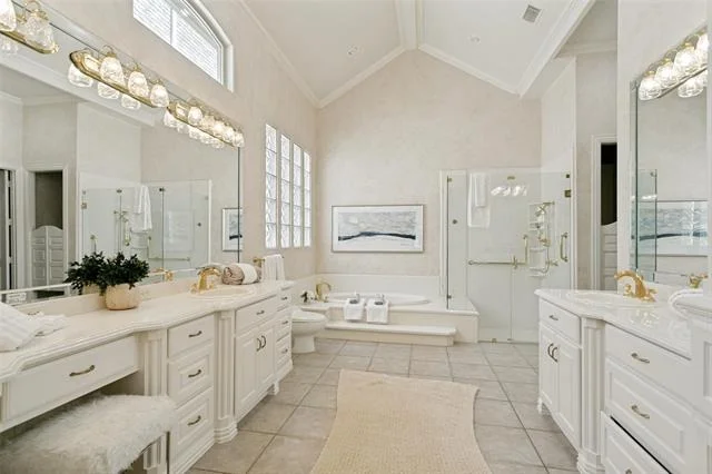 Photo of 5864 Arrowhead Drive
