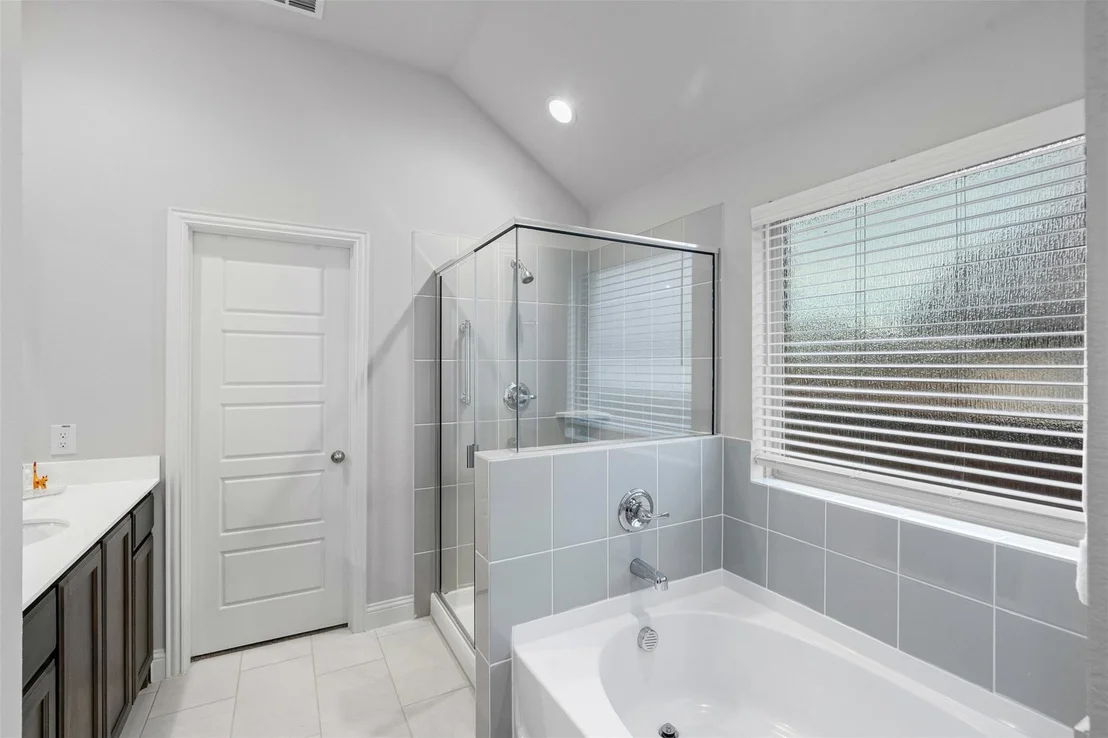 Photo of 220 Shepards Street