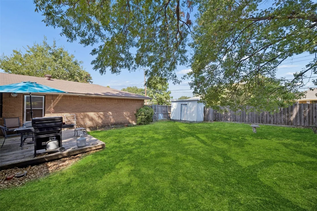 Photo of 5629 Ledgestone Drive