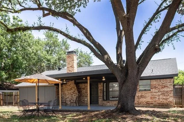 Photo of 1120 S Timberline Drive