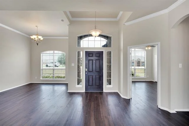 Photo of 100 Windsor Circle