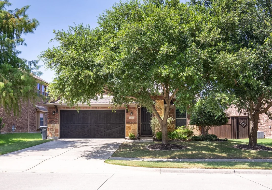 Photo of 3904 Deer Lake Drive
