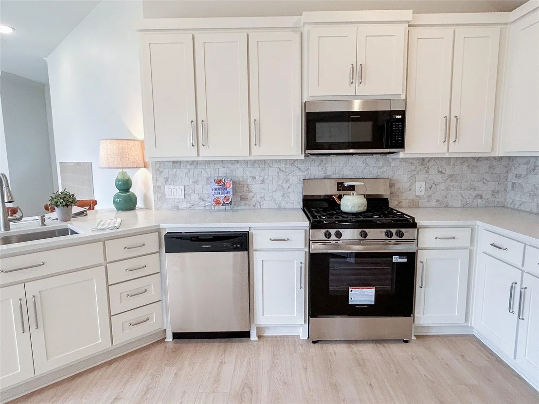 Photo of 6608 Macintosh Drive