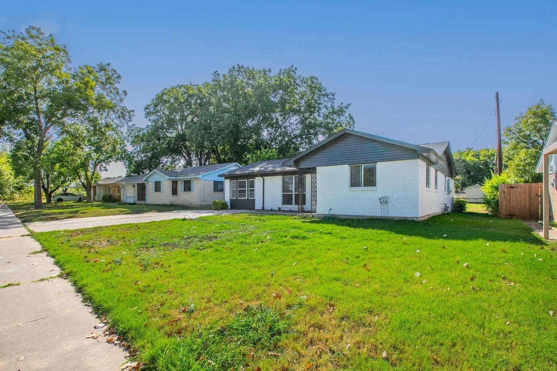 Photo of 4133 Sherry Lane