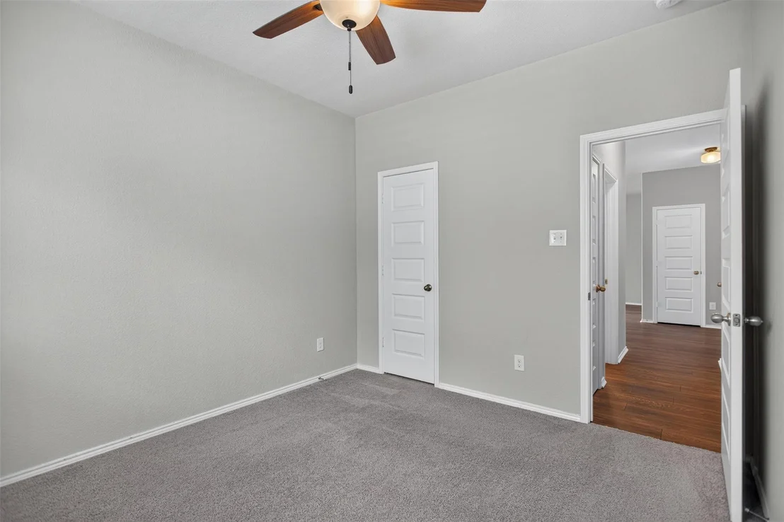 Photo of 2143 Mossbrook Drive