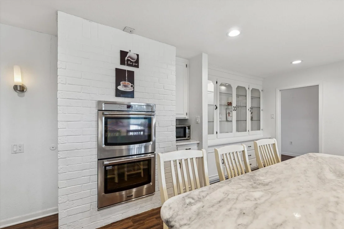 Photo of 2275 W Moonlight Drive