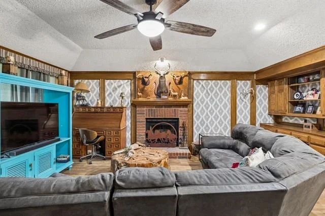 Photo of 301 Southlake Drive