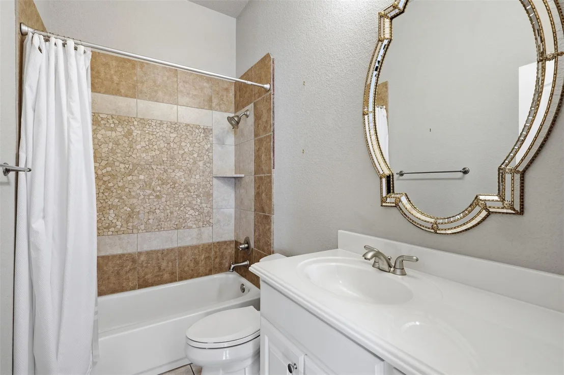 Photo of 6512 Klamath Road