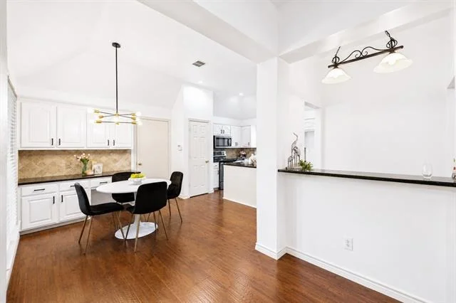 Photo of 306 Fairfax Drive