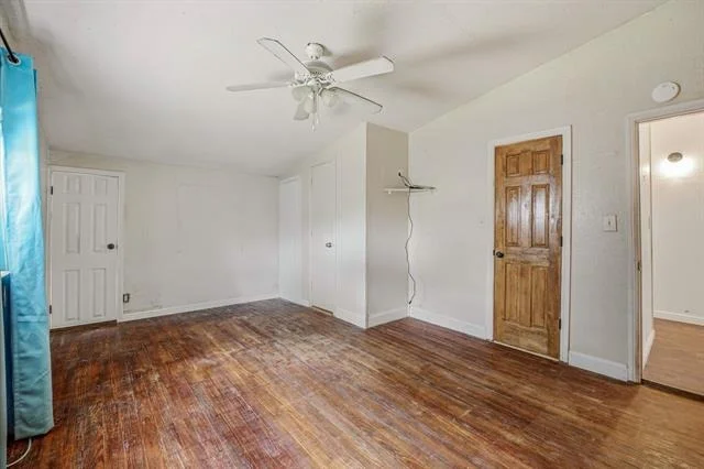 Photo of 307 N Oak Lane
