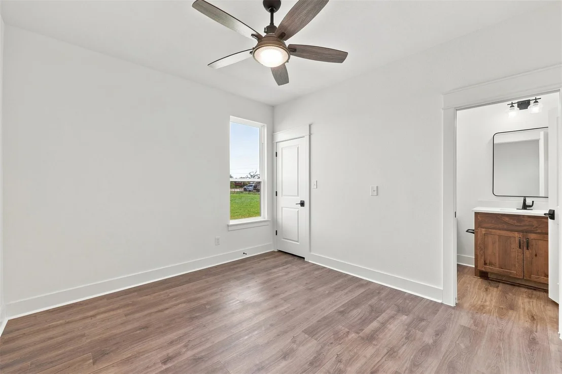 Photo of 10 Keeter Lane