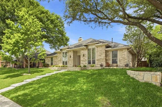 Photo of 236 Canyon Valley Drive