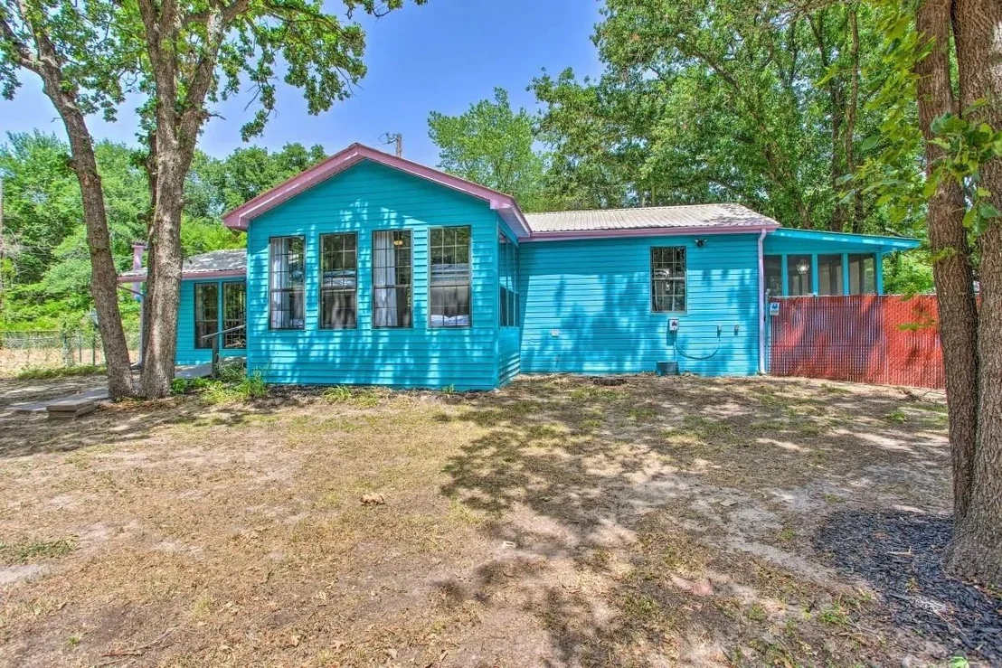 Photo of 9899 Archer Lane
