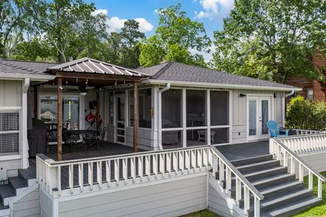 Photo of 138 Pin Oak Drive