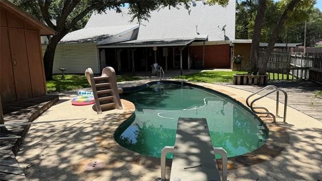 Photo of 401 Glenhaven Drive
