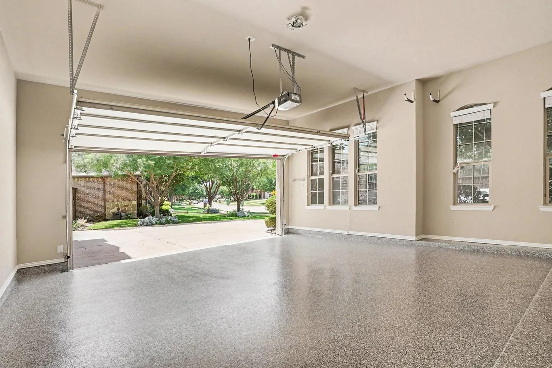 Photo of 458 Whitewing Lane