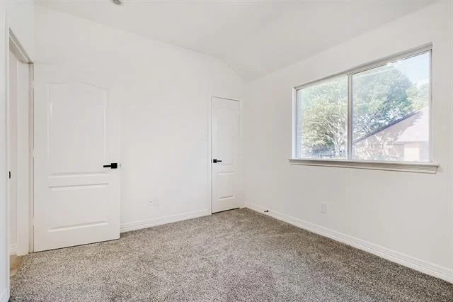 Photo of 910 W Bois D Arc Street