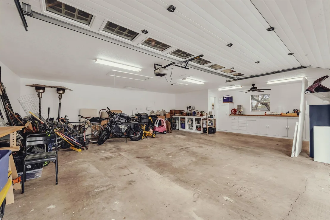 Photo of 2112 Gregory Lane