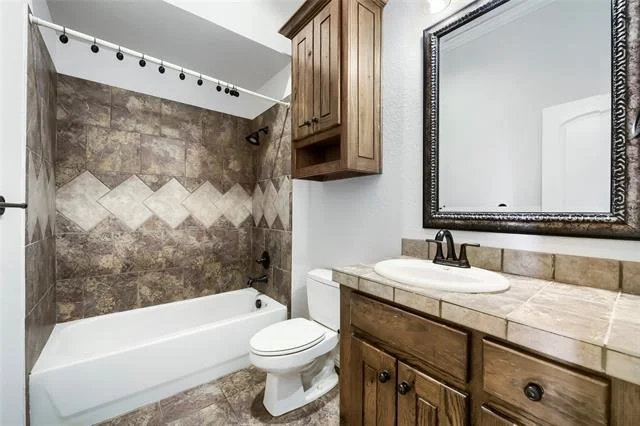 Photo of 1501 Willow Tree Drive