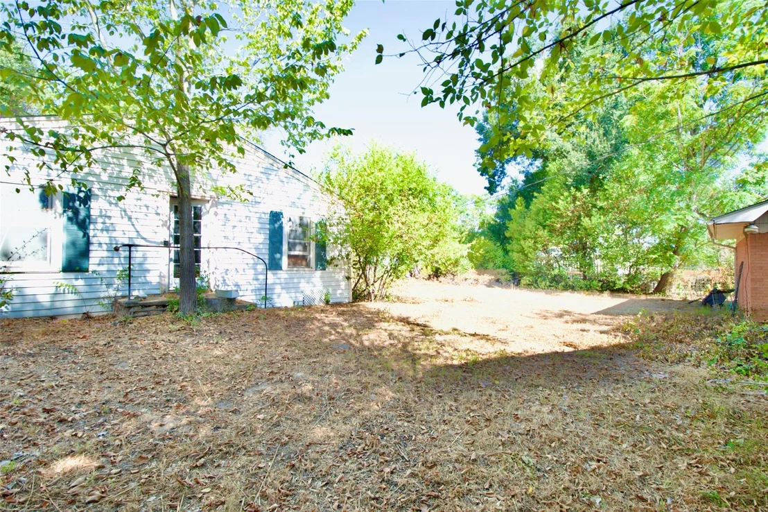 Photo of 819 Pecan Street