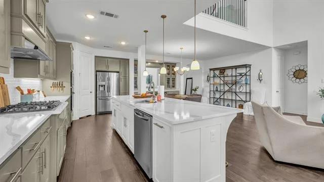Photo of 14904 Gentry Drive
