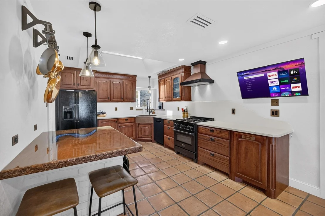 Photo of 31 Rancho Drive N