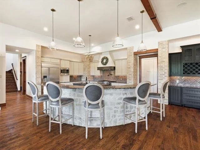 Photo of 712 Frenchtown Road
