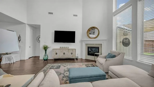Photo of 14904 Gentry Drive