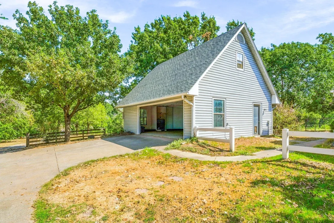 Photo of 11217 Foutch Road