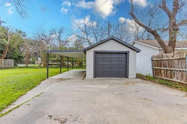 Photo of 804 N 43rd Street