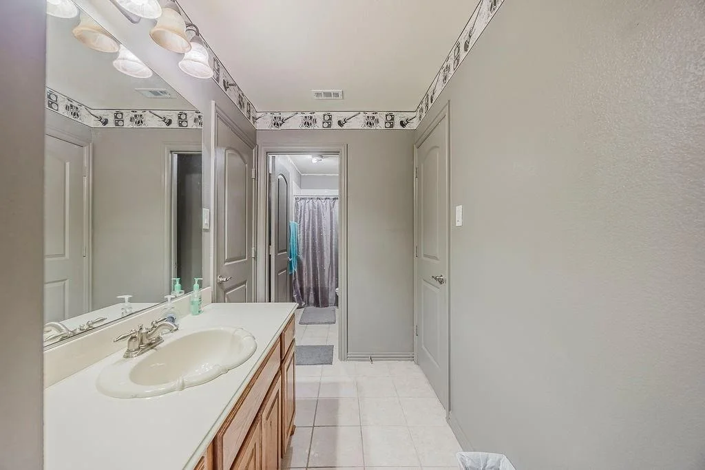 Photo of 1011 Parview Circle