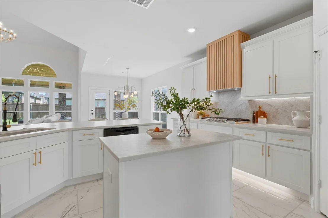 Photo of 6601 Stolte Lane