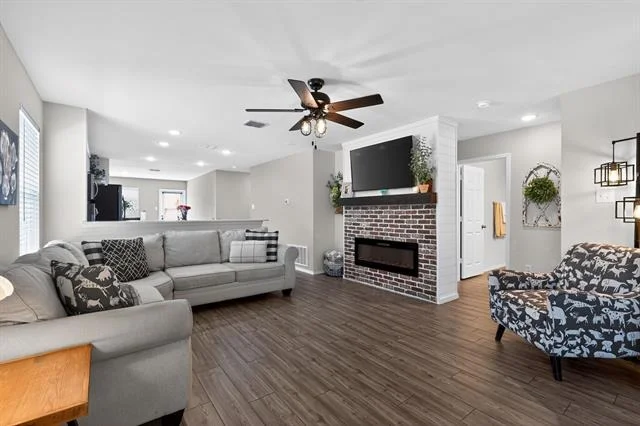 Photo of 1552 Vega Drive