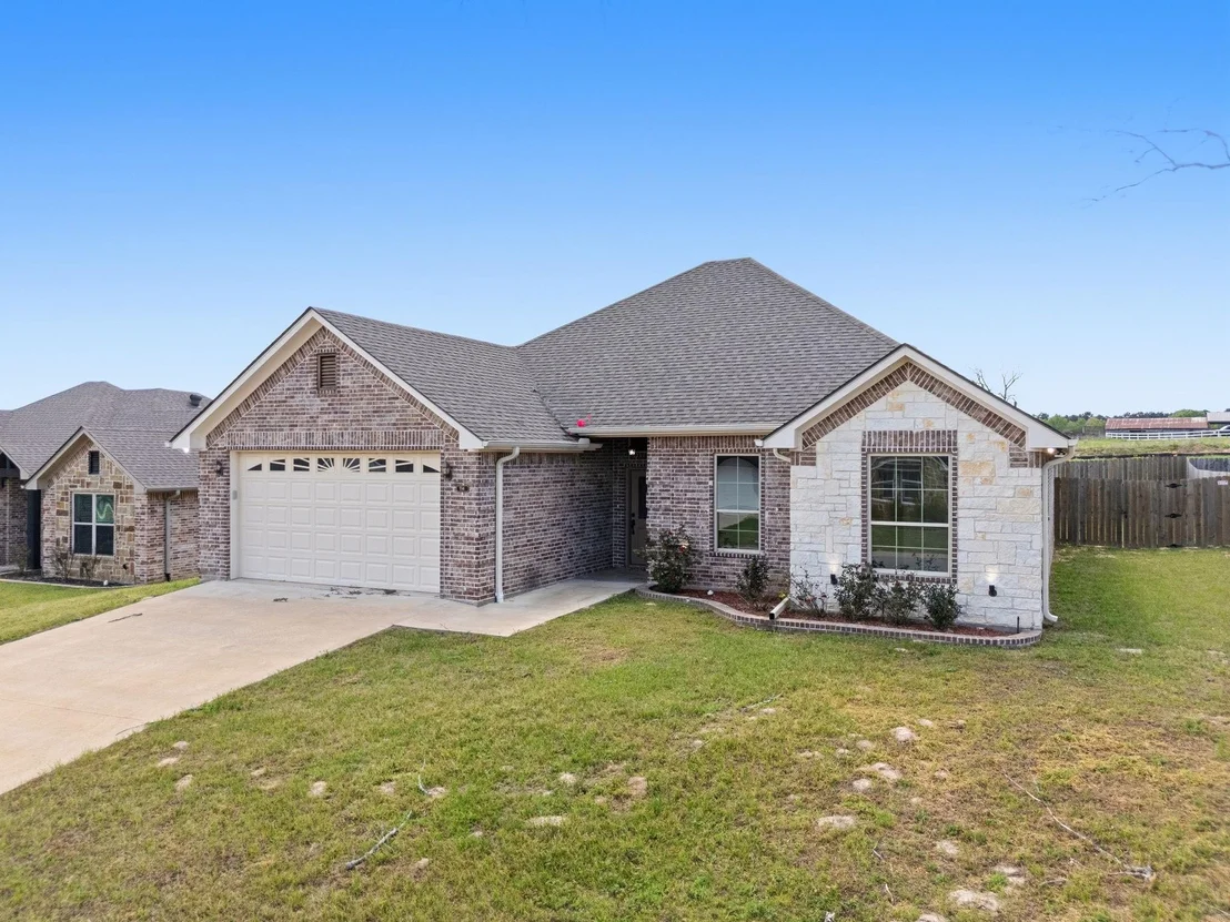 Photo of 114 Hay Meadow Drive