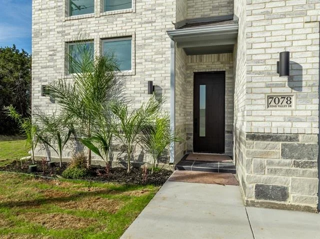 Photo of 7078 Cedar Valley Drive