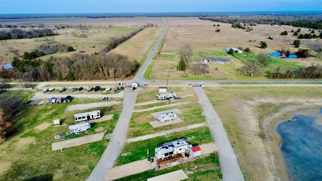 Photo of 6084 Peninsula Road