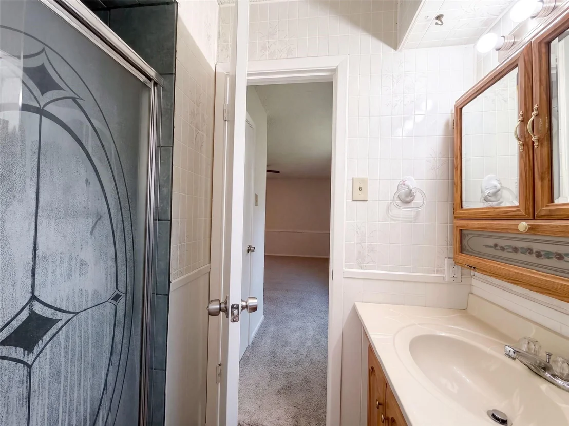 Photo of 1136 Kris Street