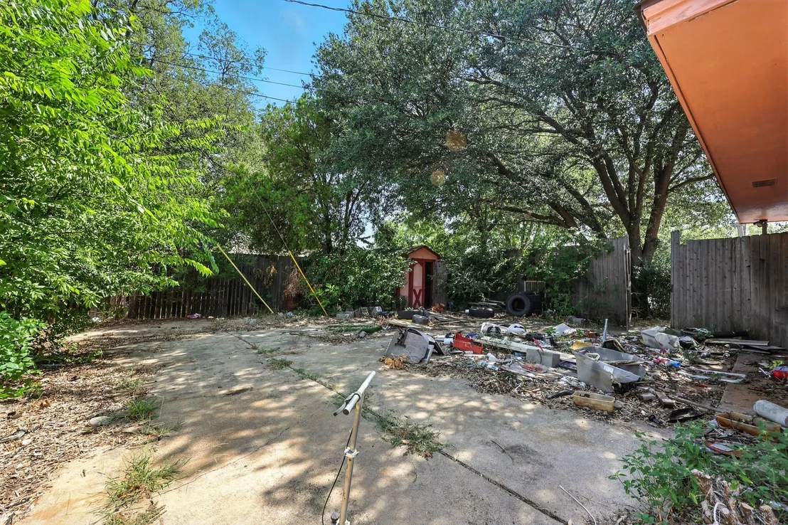 Photo of 2304 Royal Acres Drive