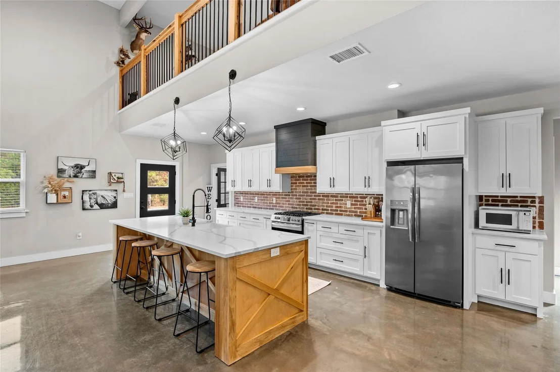 Photo of 373 County road 3832