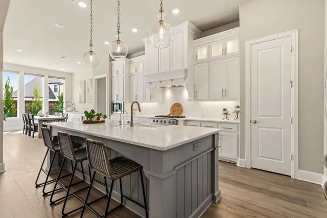 Photo of 6068 Manderlay Drive